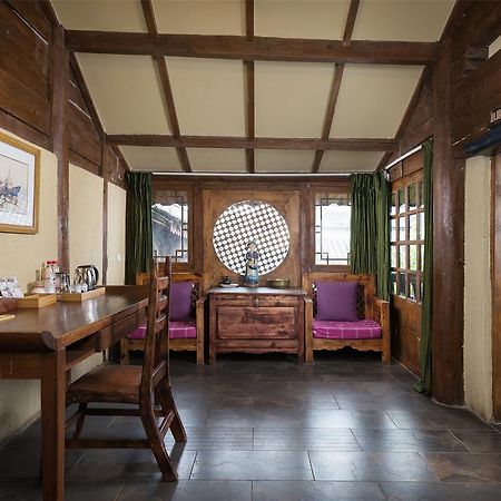 Blossom Hill Inn - Neverland Lijiang  Bagian luar foto