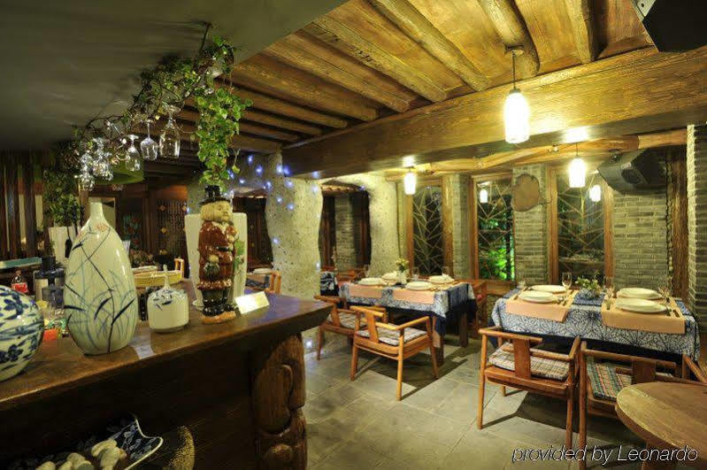 Blossom Hill Inn - Neverland Lijiang  Restoran foto