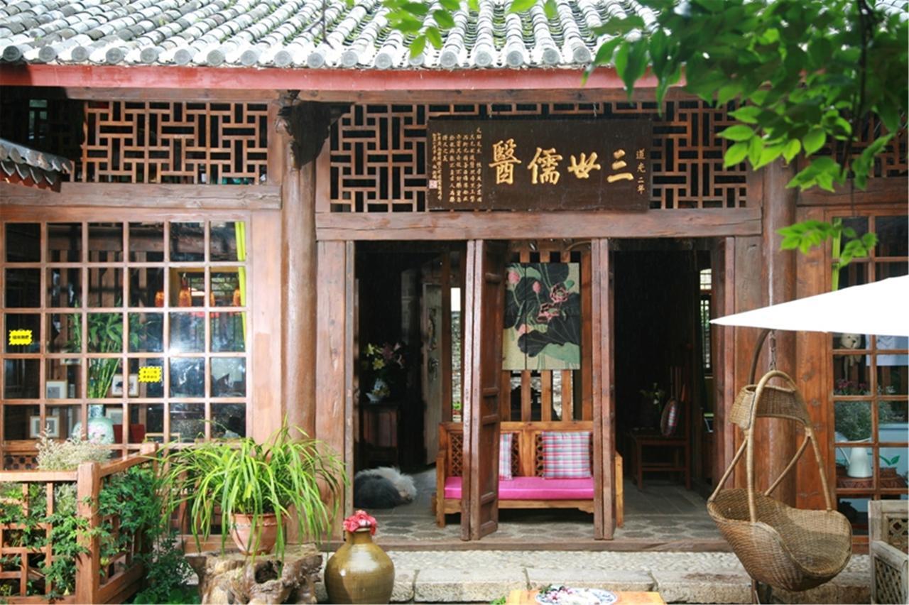 Blossom Hill Inn - Neverland Lijiang  Bagian luar foto