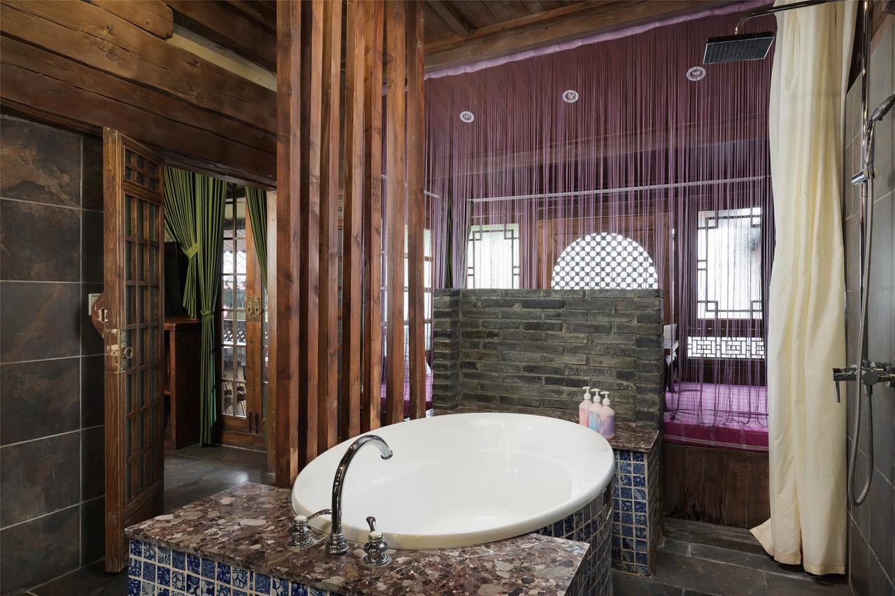 Blossom Hill Inn - Neverland Lijiang  Bagian luar foto
