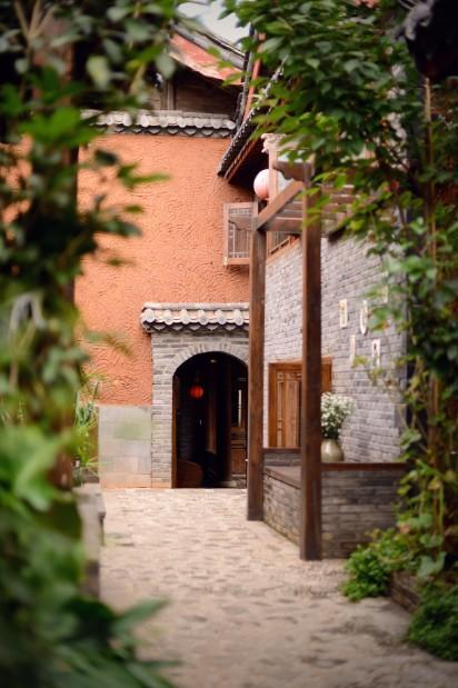 Blossom Hill Inn - Neverland Lijiang  Bagian luar foto