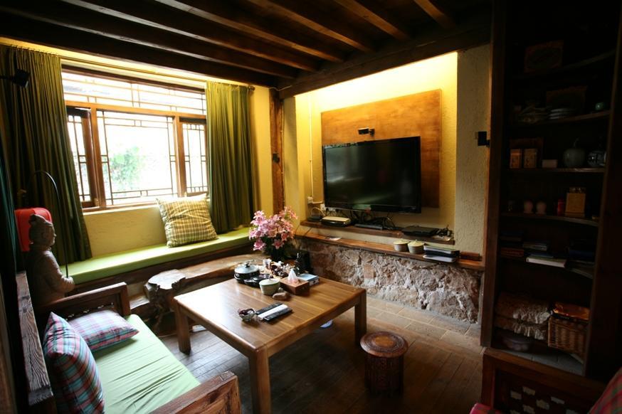Blossom Hill Inn - Neverland Lijiang  Bagian luar foto